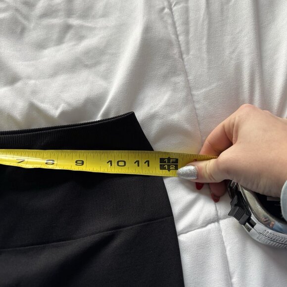 Fabletics Cropped Leggings Pants Womens Size XS Black Stretch Yoga Activewear - Picture 4 of 8